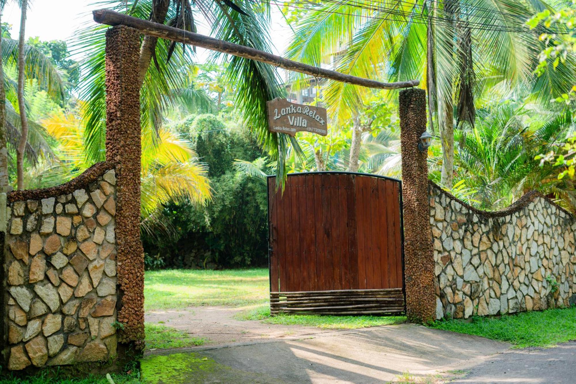 Villa Lanka Relax Хикадува Екстериор снимка