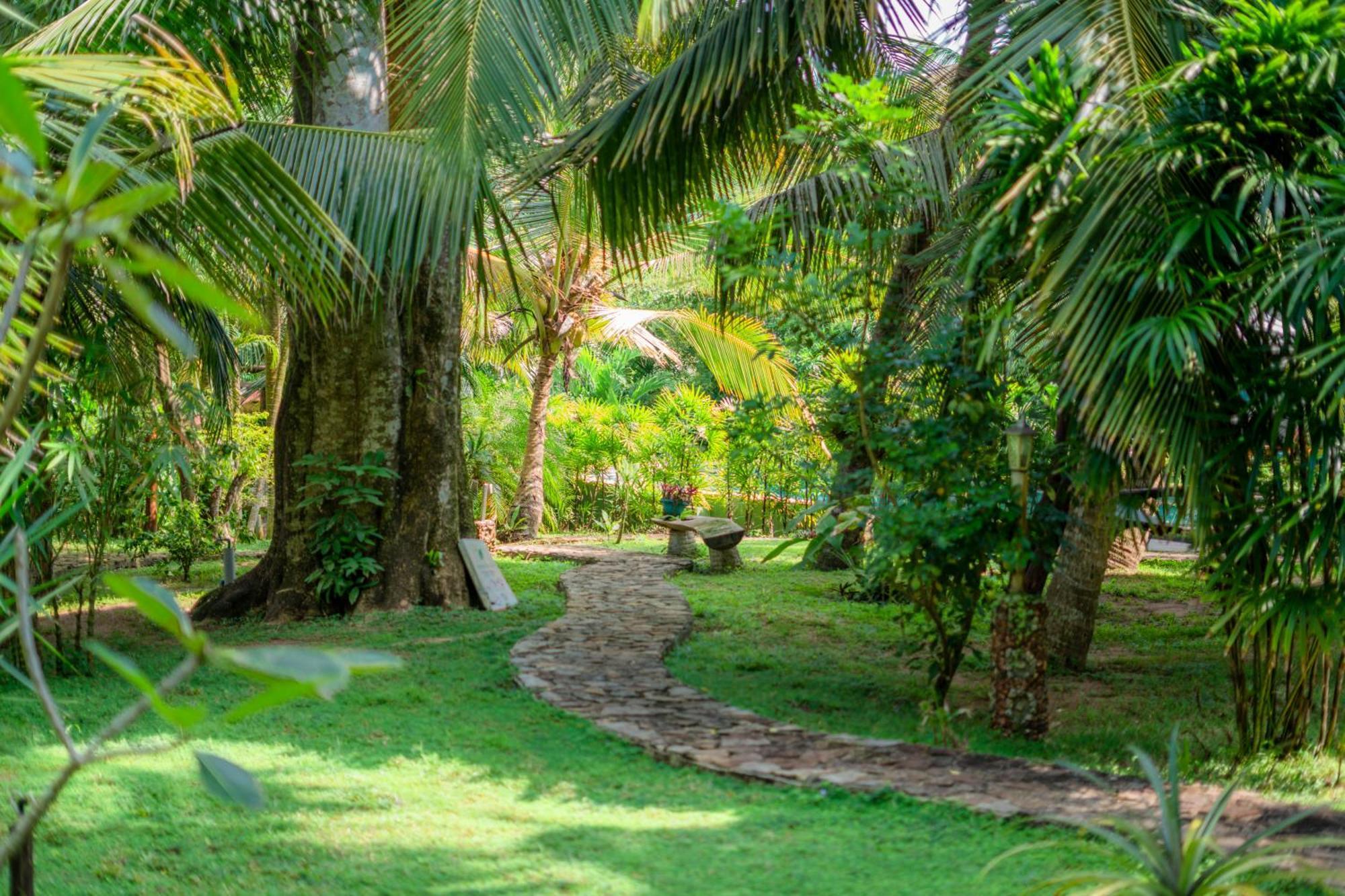 Villa Lanka Relax Хикадува Екстериор снимка