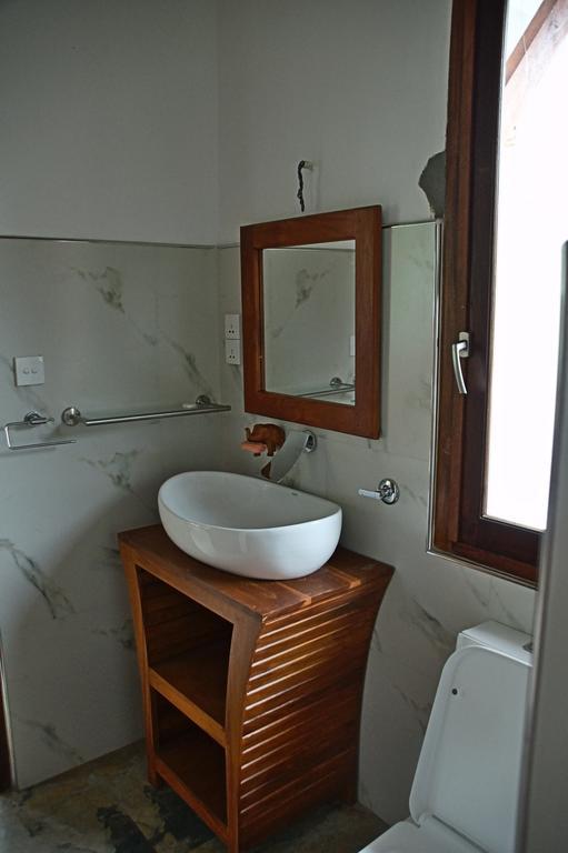 Villa Lanka Relax Хикадува Екстериор снимка